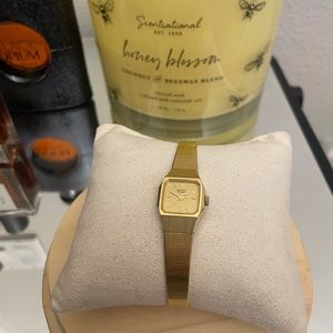 Seiko Gold Watch Small Face